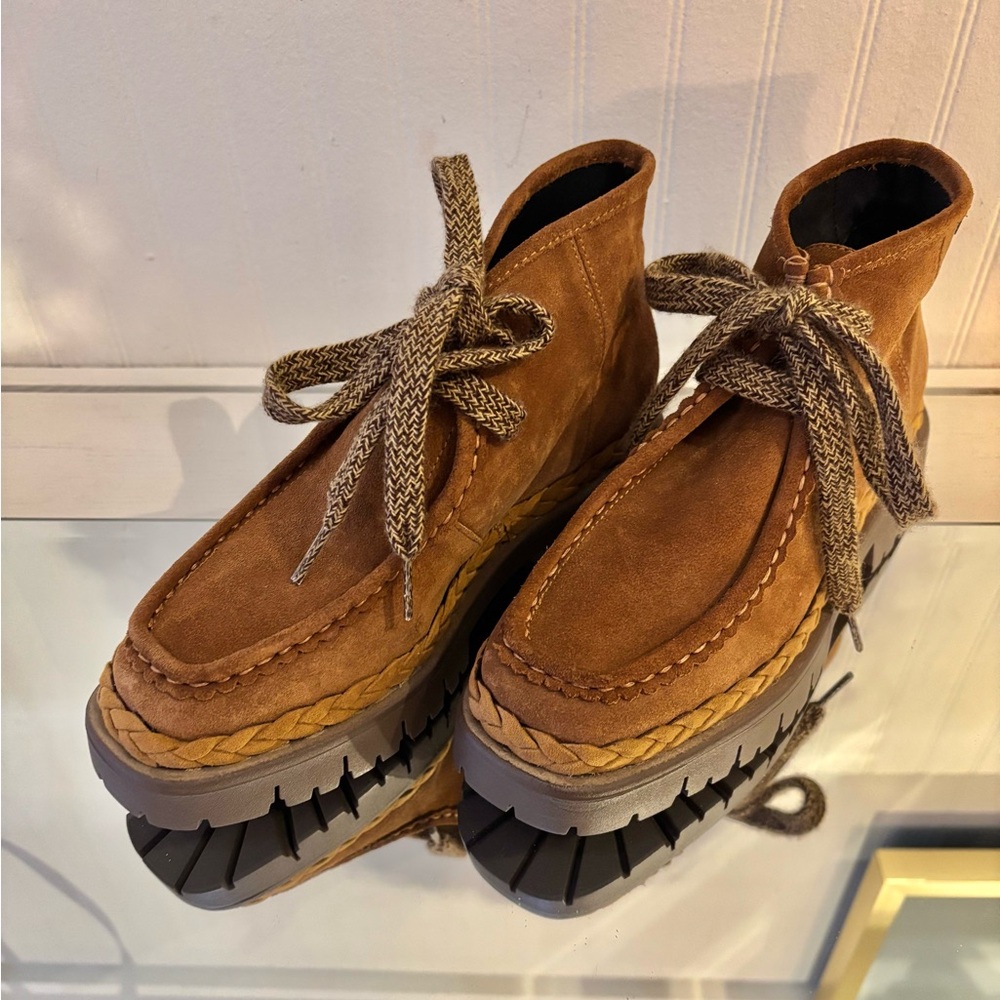 SOLD OUT —— GAIMO BNIB!